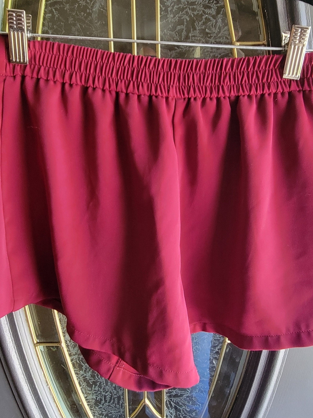 Forever 21 Wine Red Elastic and Button Waist Dress Shorts size small.